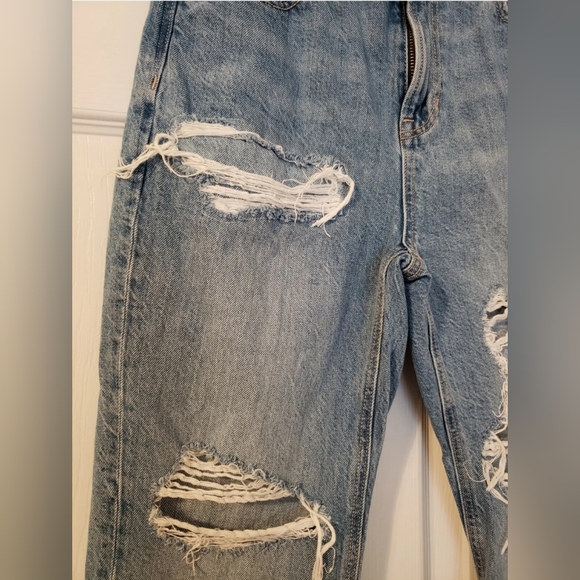 ♥️ AMERICAN EAGLE WOMEN’S MOM JEAN SIZE 00 COMFORT STRETCH WAISTBAND DESTROYED ♥ - Picture 5 of 11